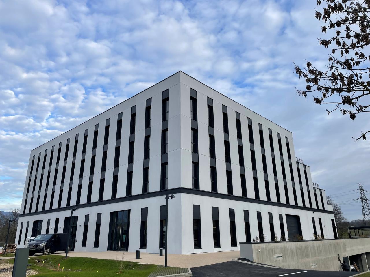 Bureau Ferney-Voltaire 407m² Location bureau Ferney-Voltaire Ain OLBUR2200111 4